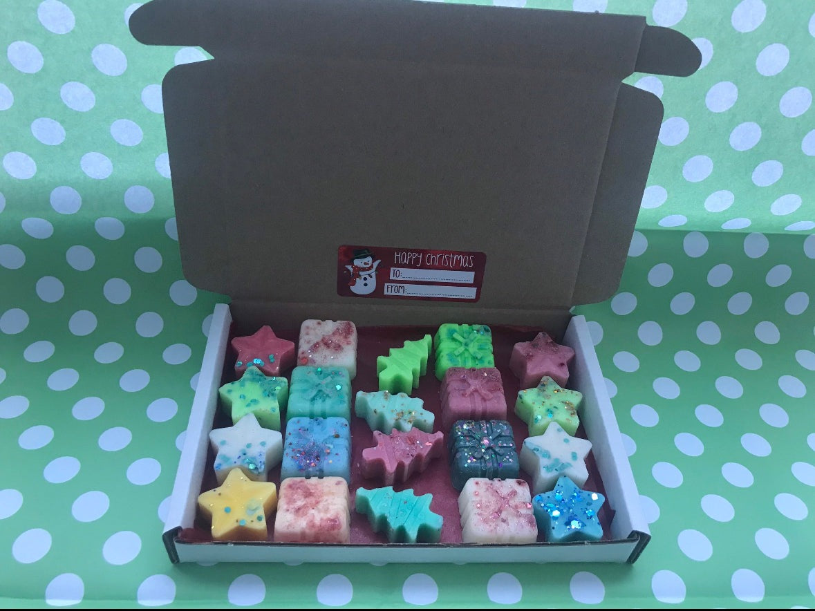 20 Beautiful Christmas Wax Melts in a Box, Soy Wax Melts
