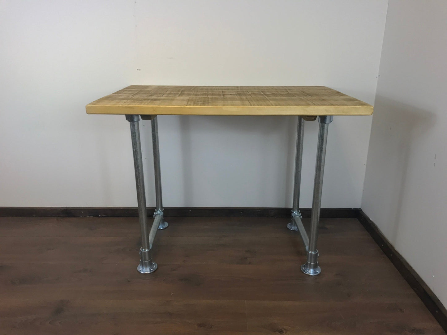 Rustic Industrial Pipe Office Desk with 5 choices of wood finish, Scaffold style office desk using sustainable timber.