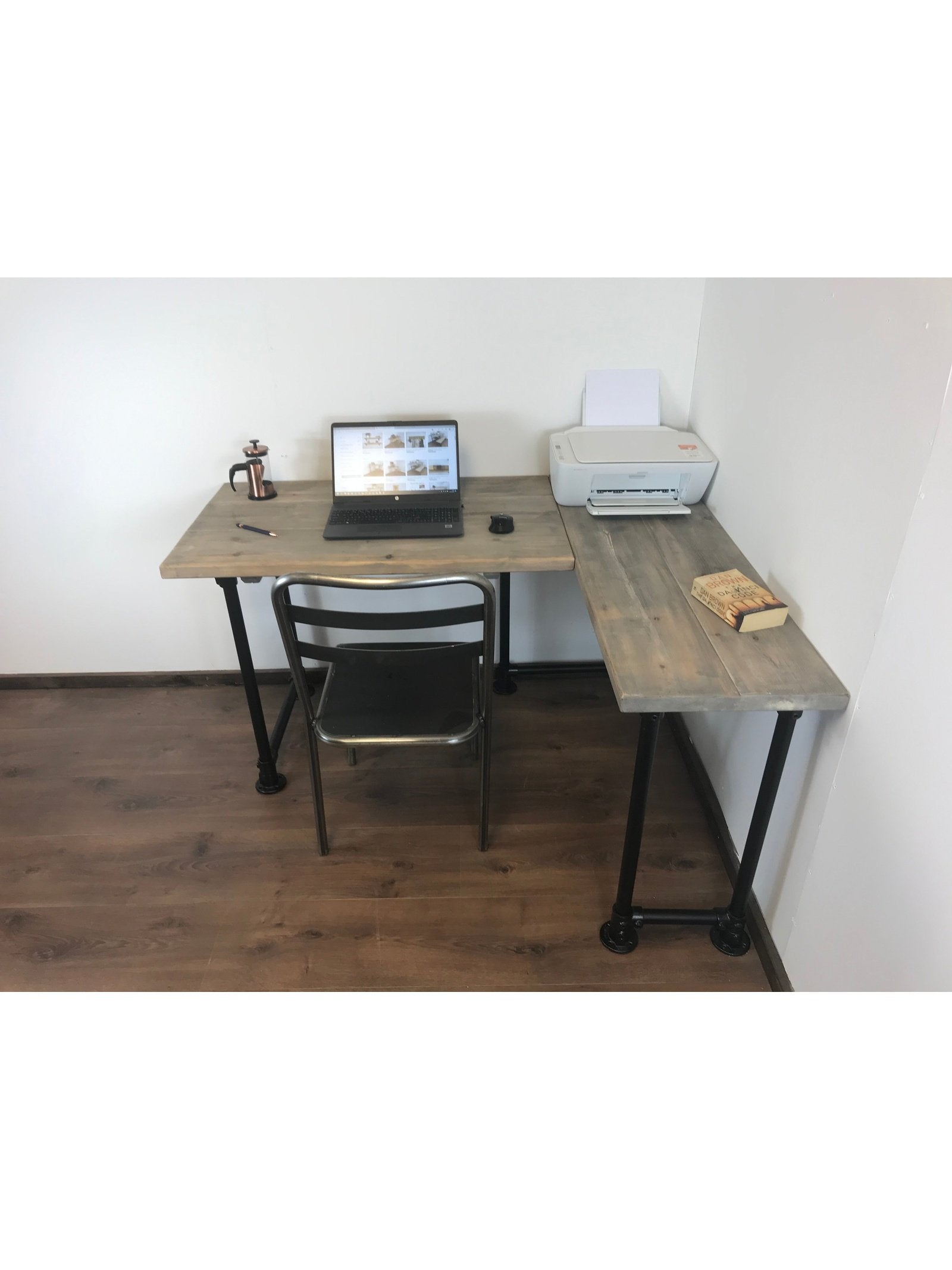Rustic Corner Desk, with sturdy scaffold style black pipe legs, 5 wood finishes -Right/left-handed-Customisable. Industrial l shaped desk. - Industerior
