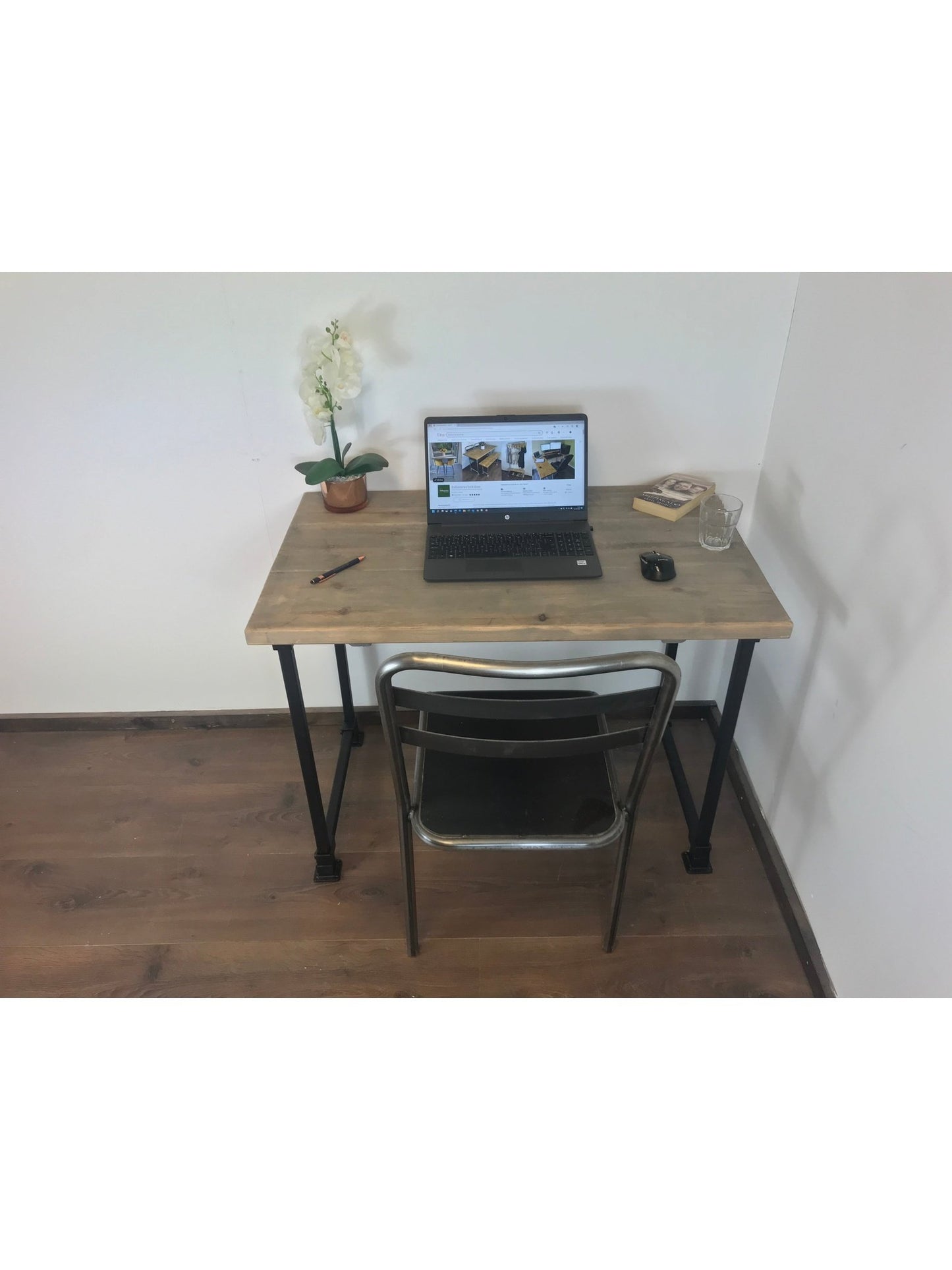 Home office desk with black square adjustable legs. 5 rustic wood colours. Industrial style. Simple Allan key installation, The Axlewood