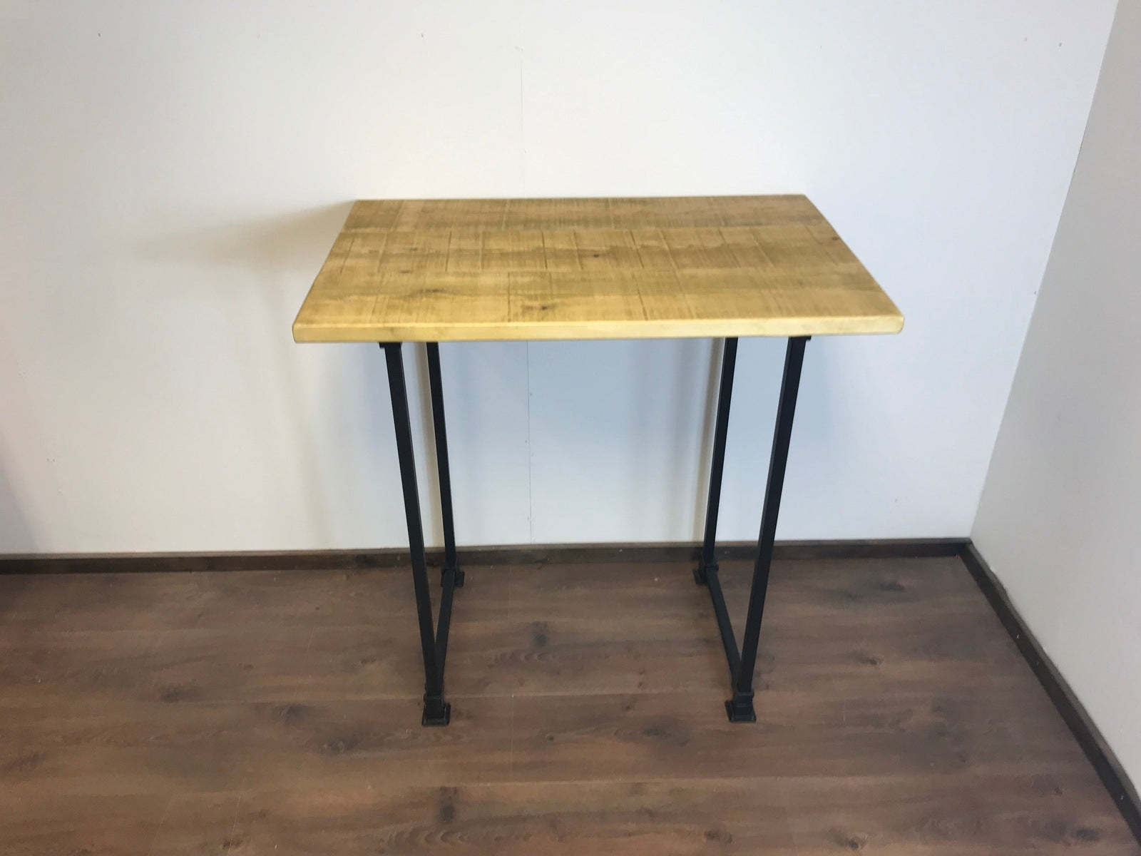 Standing Home Desk with black square legs in 5 wood colours. Industrial style standing Desk, home office. Rustic standing desk - Industerior
