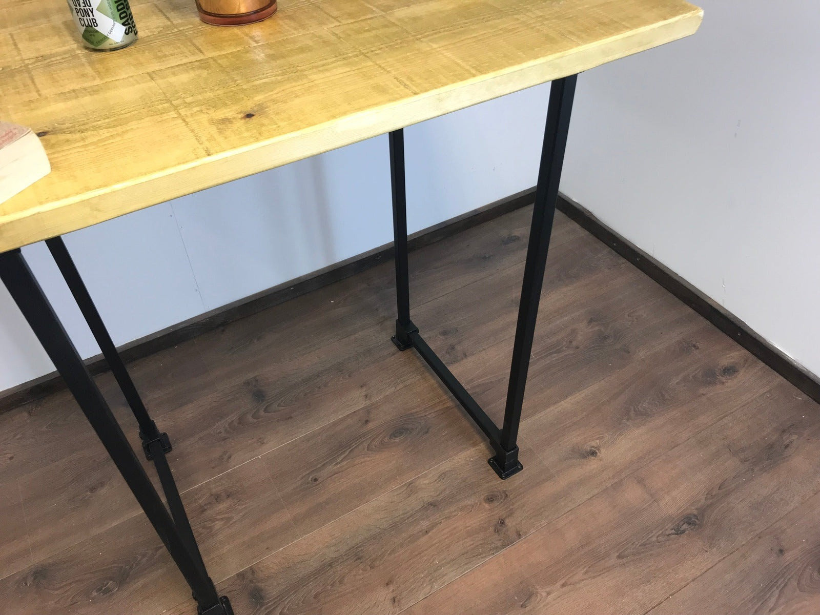 Standing Home Desk with black square legs in 5 wood colours. Industrial style standing Desk, home office. Rustic standing desk - Industerior