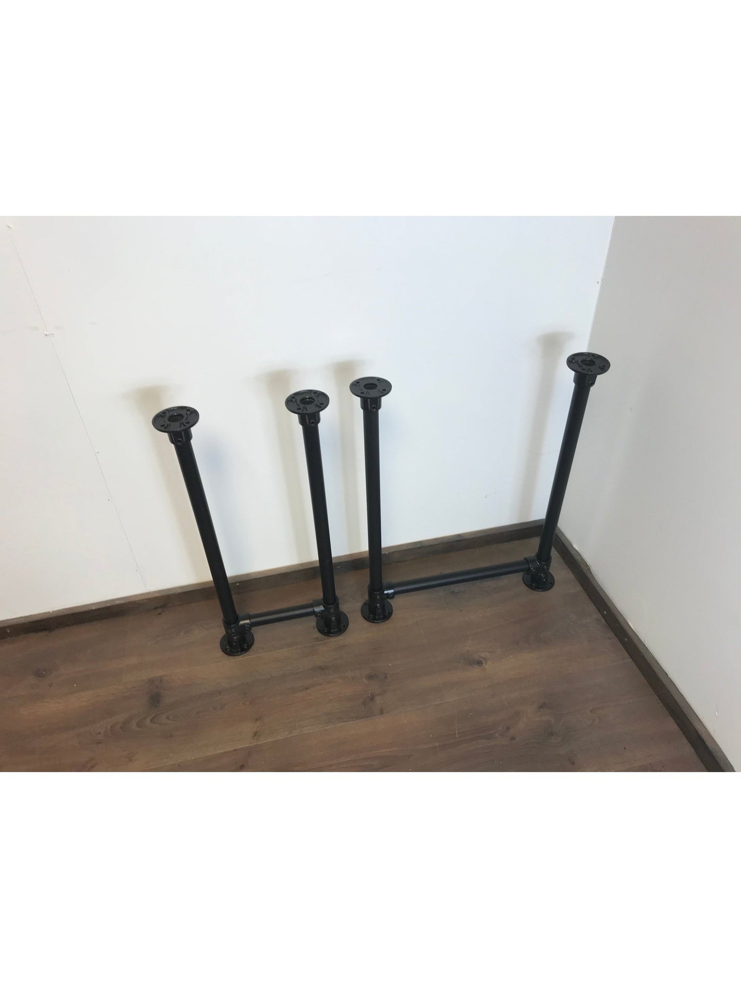 BLACK PIPE INDUSTRIAL LEGS - various sizes - Industerior