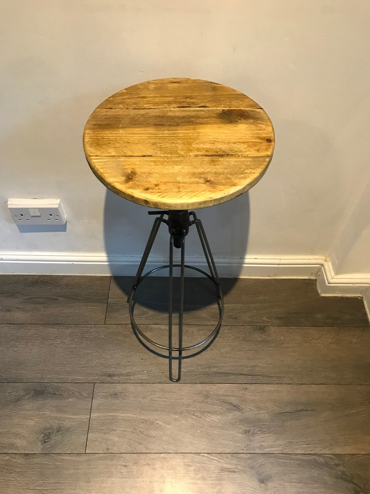 Adjustable Bar stool-hair pin legs-5 wood finishes - Industrial Breakfast stool - rustic stool